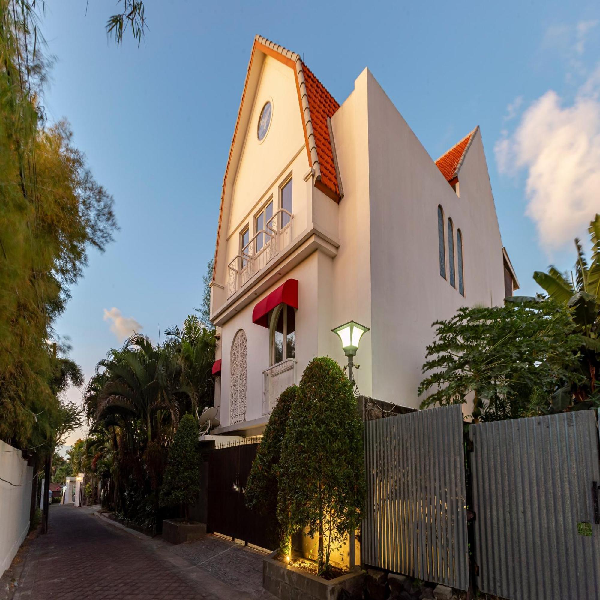 The Lavana Batavia Residence Umalas 세미냑 외부 사진